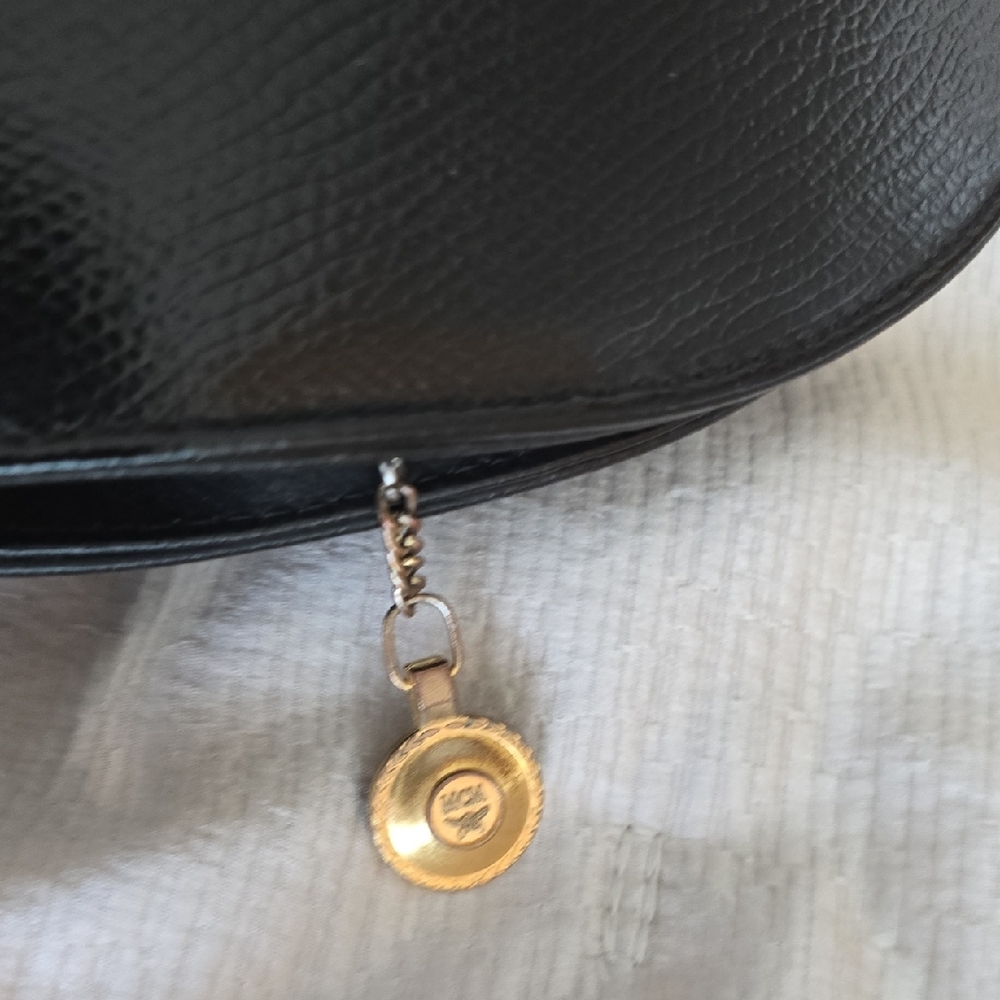 MCM Black Leather Shoulder Bag - Picture 7 of 16
